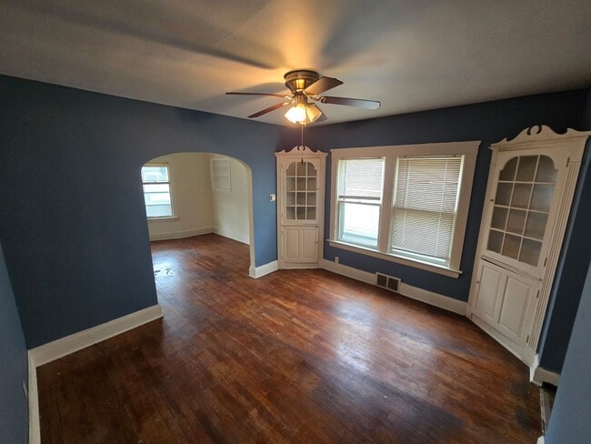 Photo - 837 Alhambra Rd Unit downstairs