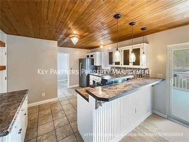 Photo - 8149 Grand Ave