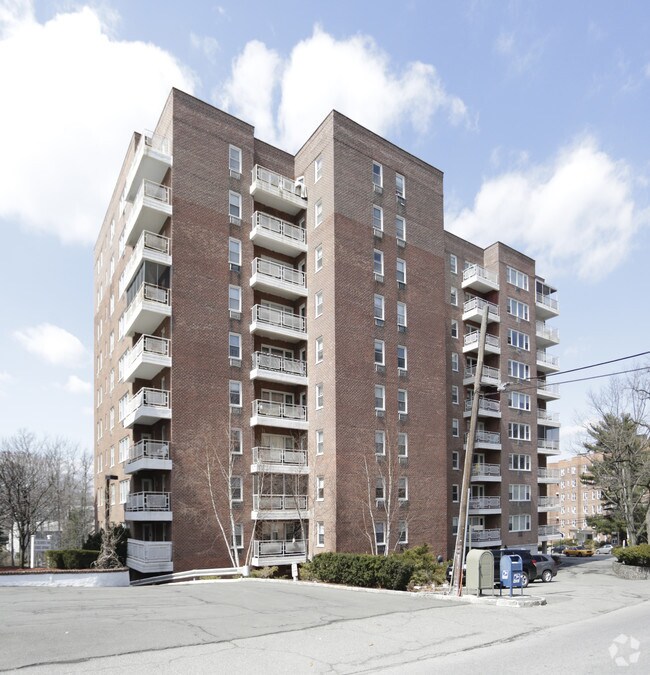 Photo - 1160 Midland Ave Apartments