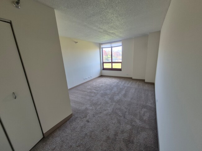 Photo - 5885 Forest View Rd Unidad 800-319