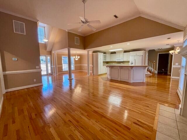 Photo - 854 Starbuck Dr