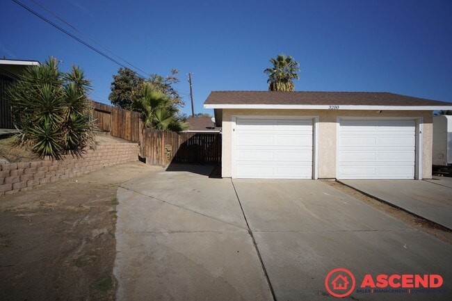 Photo - 3200 Crestline Rd Apartamento Unidad B