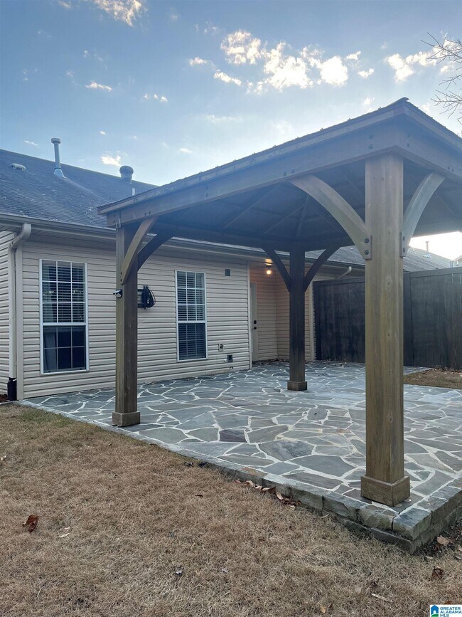 Photo - 2751 Southwood Ln