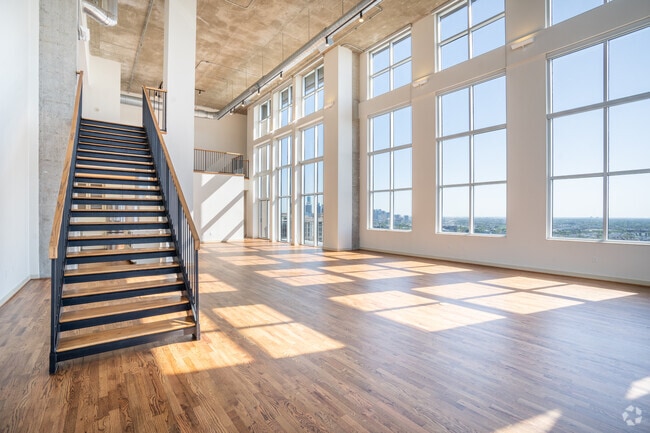 2 habitaciones, 2,5 baños - 350 m² - Sala de estar - The Museum Tower