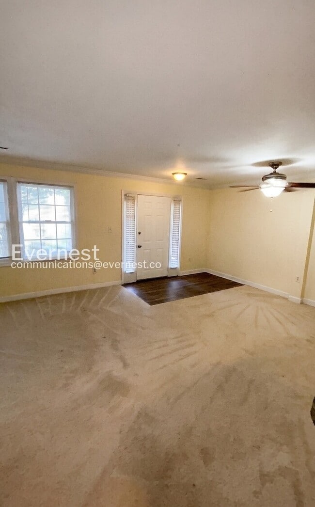 Photo - 12135 Salemtown Dr