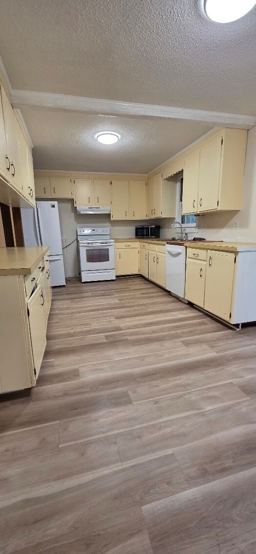 Photo - 2212 Old Kearney Rd