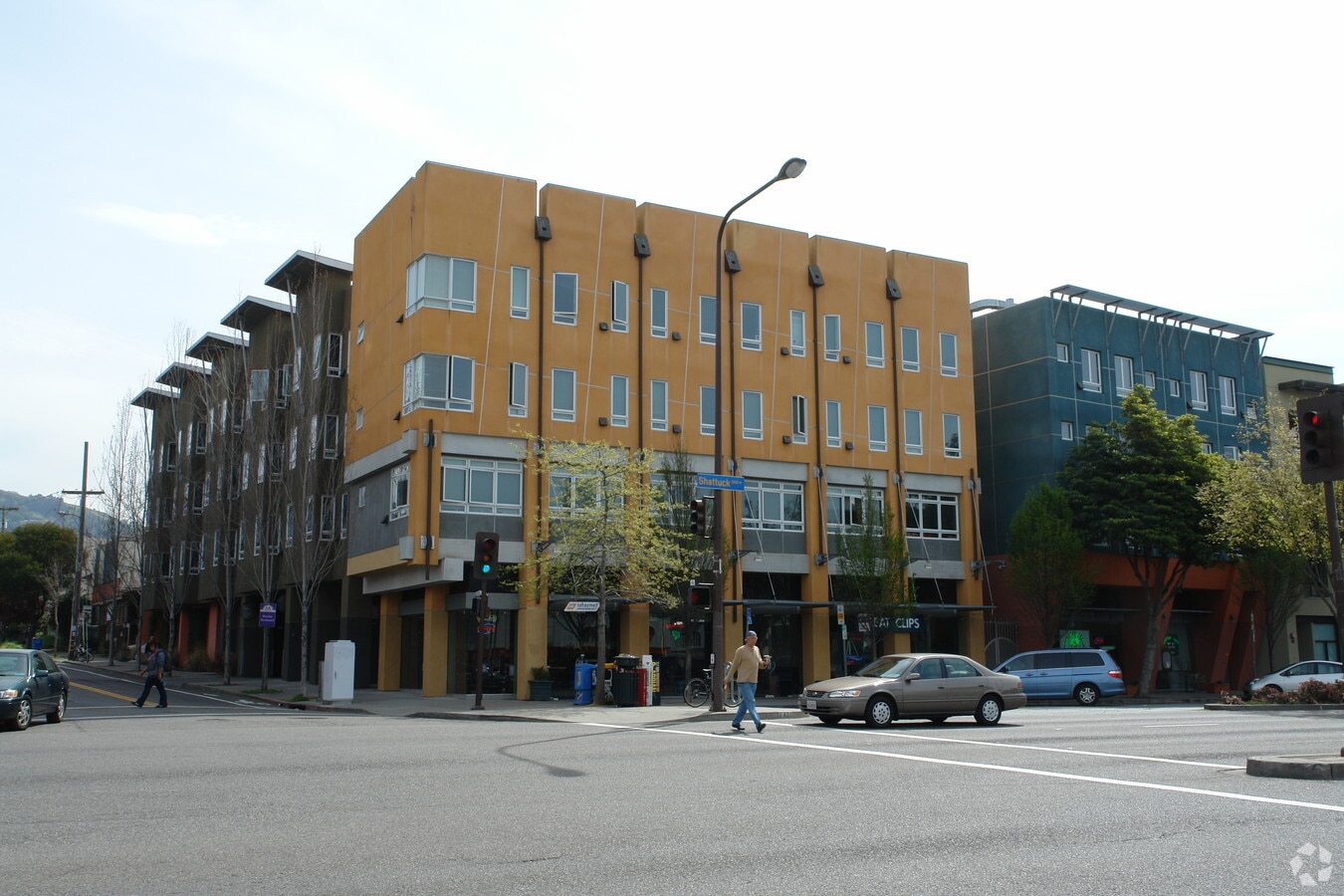 & 2415 Shattuck-Manville Apartments - & 2415 Shattuck-Manville Apartments