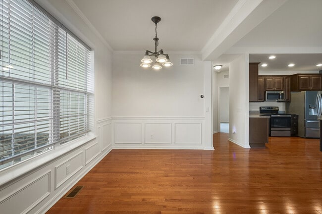 Photo - 307 Farmhouse Trail