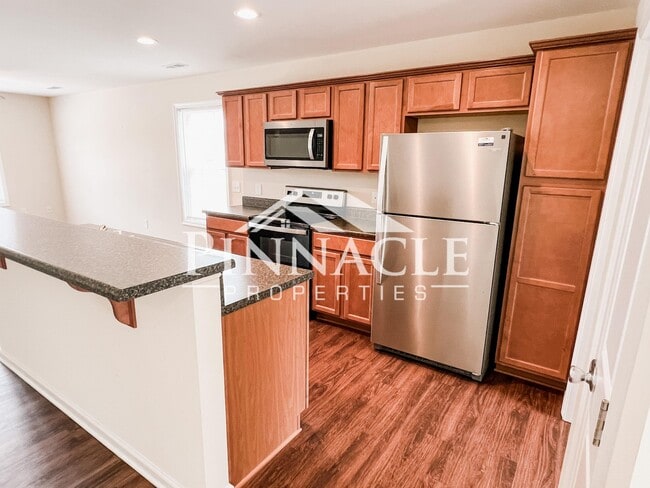 Photo - 586 Leesville Rd