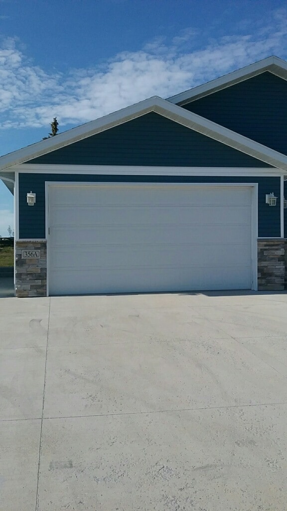 Spacious 2 bedroom Twin home - Spacious 2 bedroom Twin home