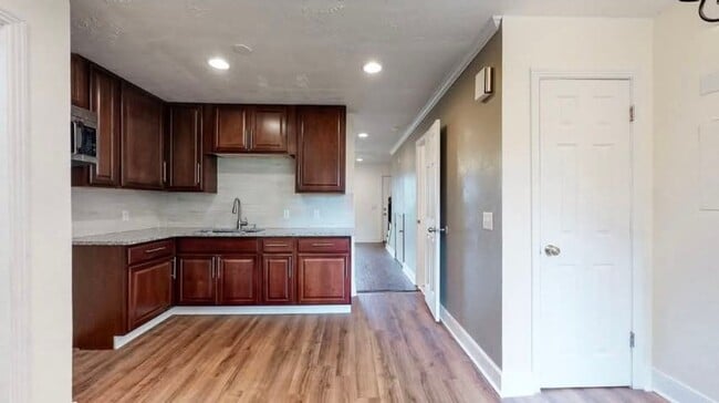 Photo - 2605 Alameda St