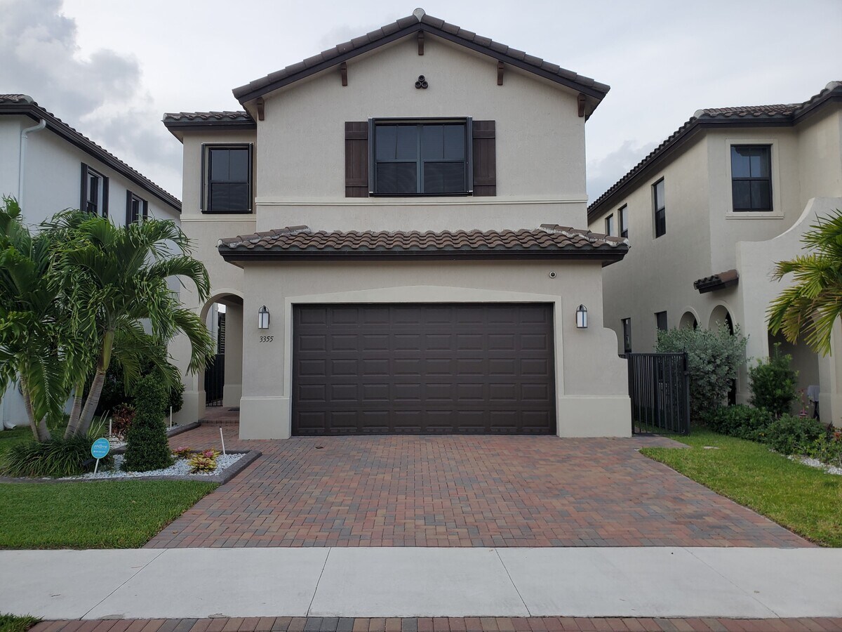 Photo - 3355 W 99th Pl