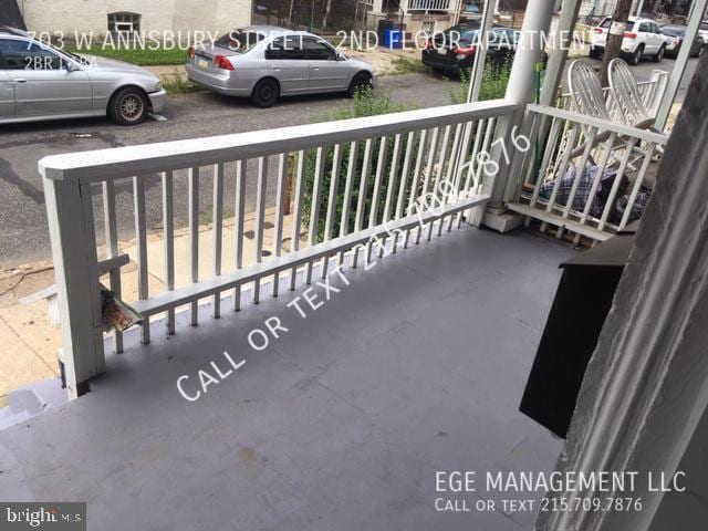 Photo - 703 W Annsbury St Unit 2ND FLOOR APARTMENT