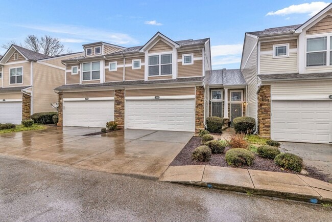Photo - Move-in Ready Townhome in heart of Spring Hill