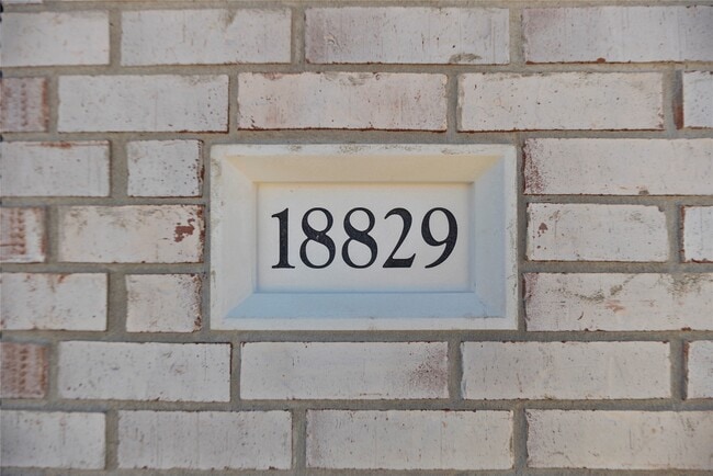 Photo - 18829 Lucas Michael Wy