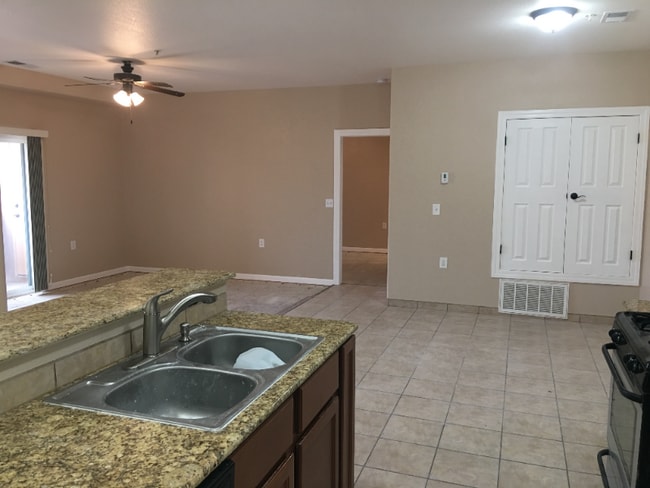 Photo - 6325 Reynolds Dr