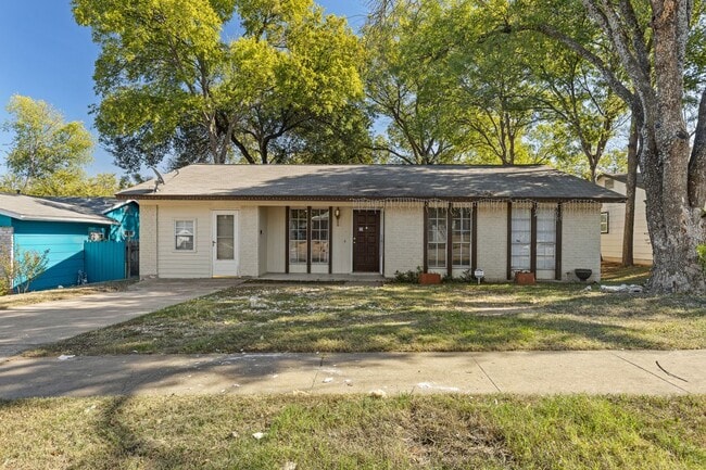 Photo - 9407 N Creek Dr