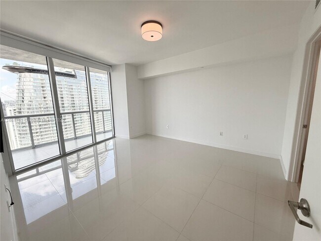 Photo - 475 Brickell Ave Unit 4812