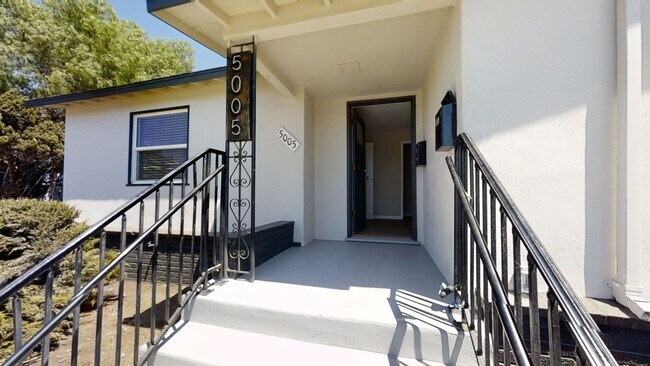 Photo - 4BD/2BA, Fully Renovated!!