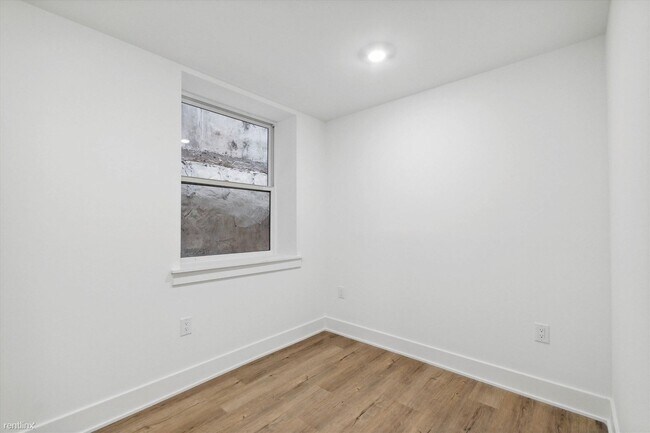 Photo - 3 br, 2 bath Triplex - 1834 N 18th St Unit... Unidad 111