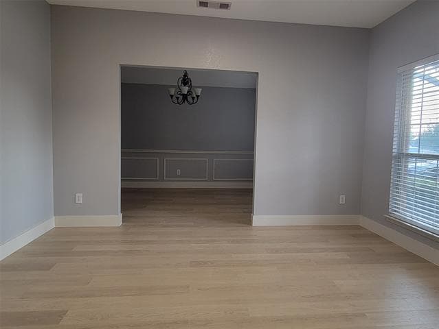 Photo - 424 Ambrose Dr