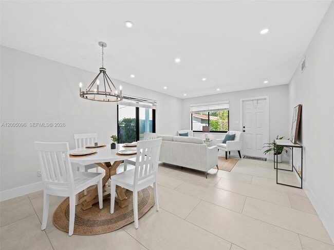 Photo - 1305 SE 1st St Unit 2