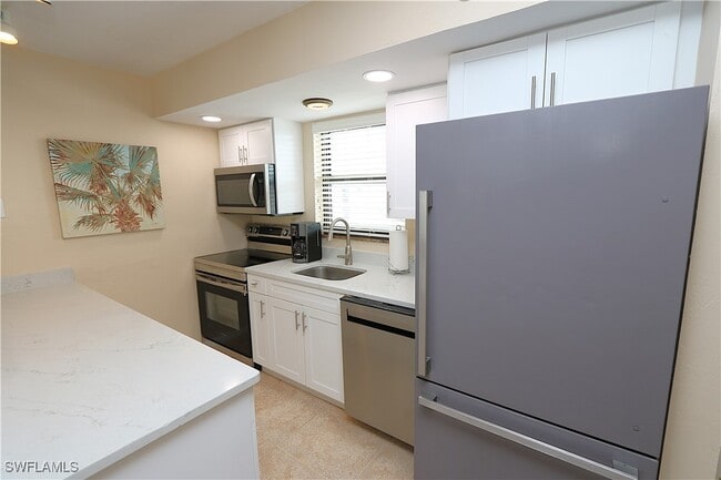 Photo - 1023 Anglers Cove Unit E502