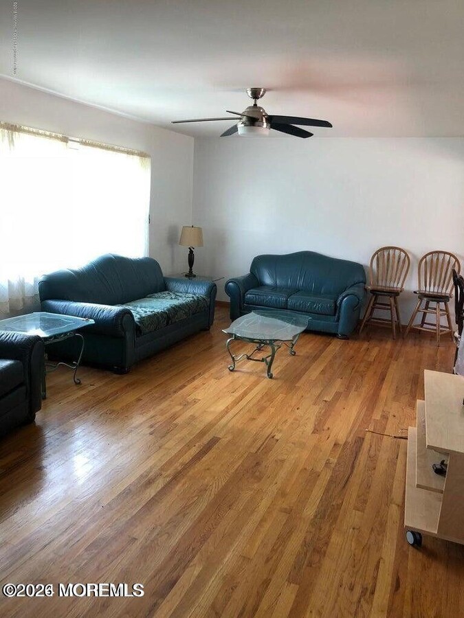 Photo - 505 W Lincoln Ave