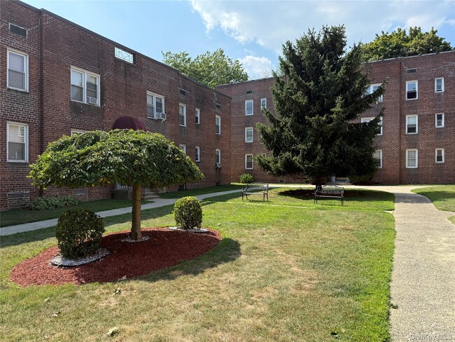 Photo - 1549 Central Park Ave Unit G2