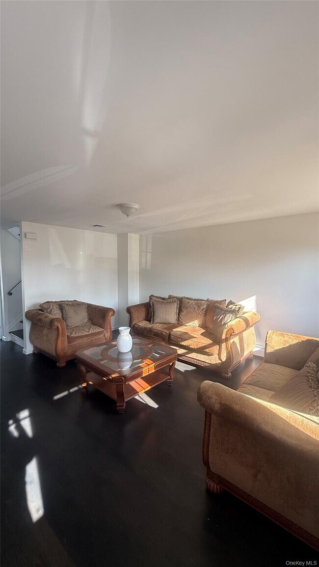 Photo - 1318 Post Ave