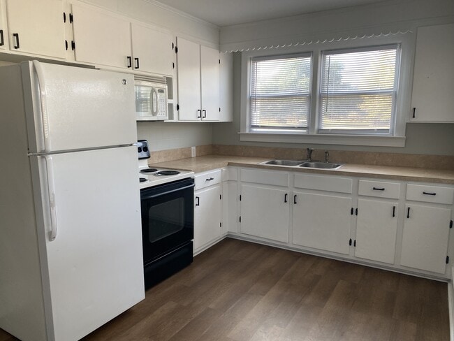 Photo - 6415 Pamplico Hwy