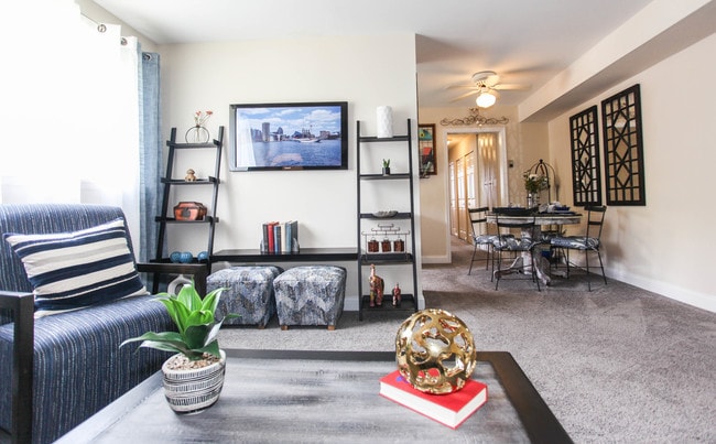 Gardenvillage Apartments & Townhouses