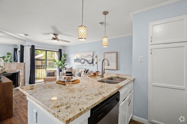 Building Photo - 8888 Tallwood Dr Unit 1110 Rental