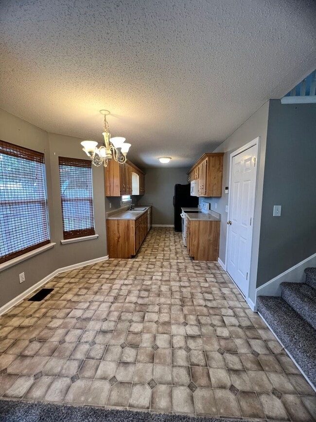 Photo - Beautiful Ranch with Bonus Room