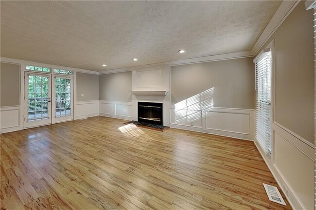 Photo - 1302 Milstead Trace NE