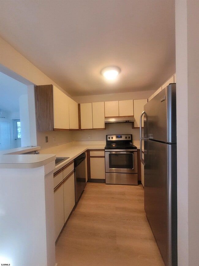 Photo - 137 Heather Croft Unidad 137