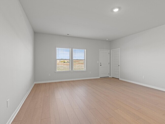 Photo - 137 Havner Dr