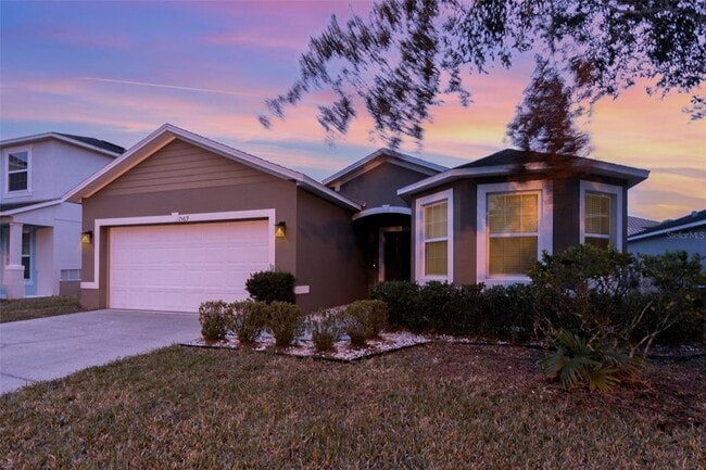 Photo - 1569 Tamarind Rd