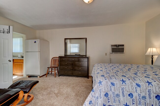 Photo - 68 Fairview Ave