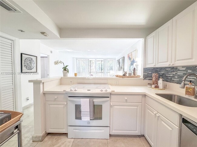 Photo - 3301 N Country Club Dr Unit 104