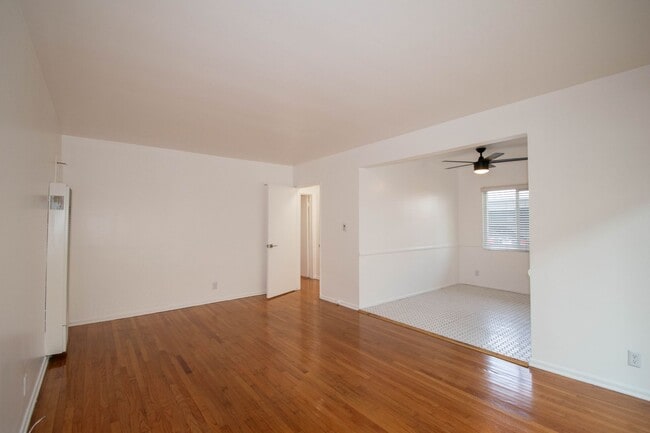 Photo - 823 Orange Grv Ave Unidad 825-B