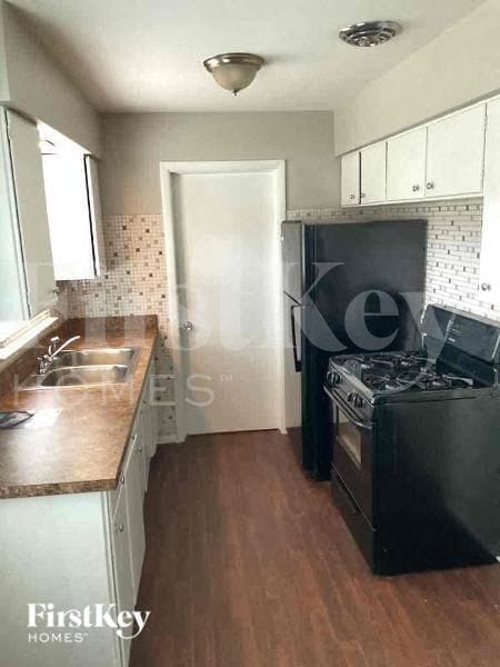 Photo - 1355 S Oakland Ave