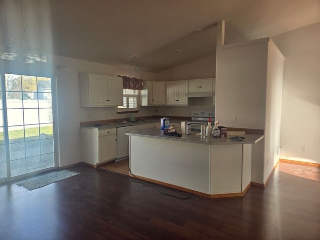 Photo - Charming 3 Bed / 2 Bath Single-Level Home in CDA – Available Now!