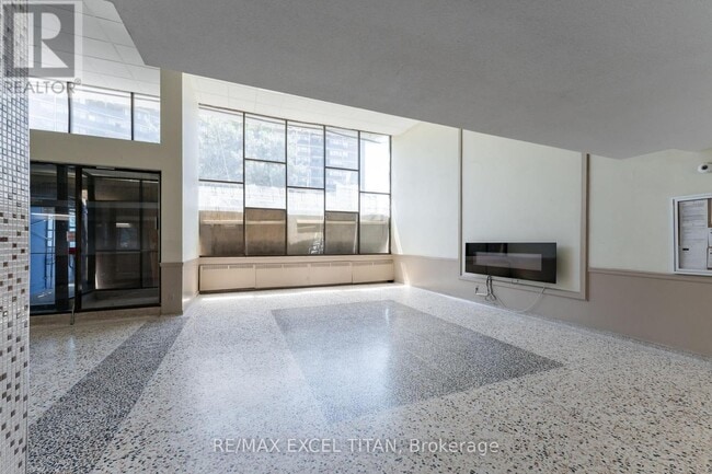 Photo - 1385 Midland Ave Unit 611
