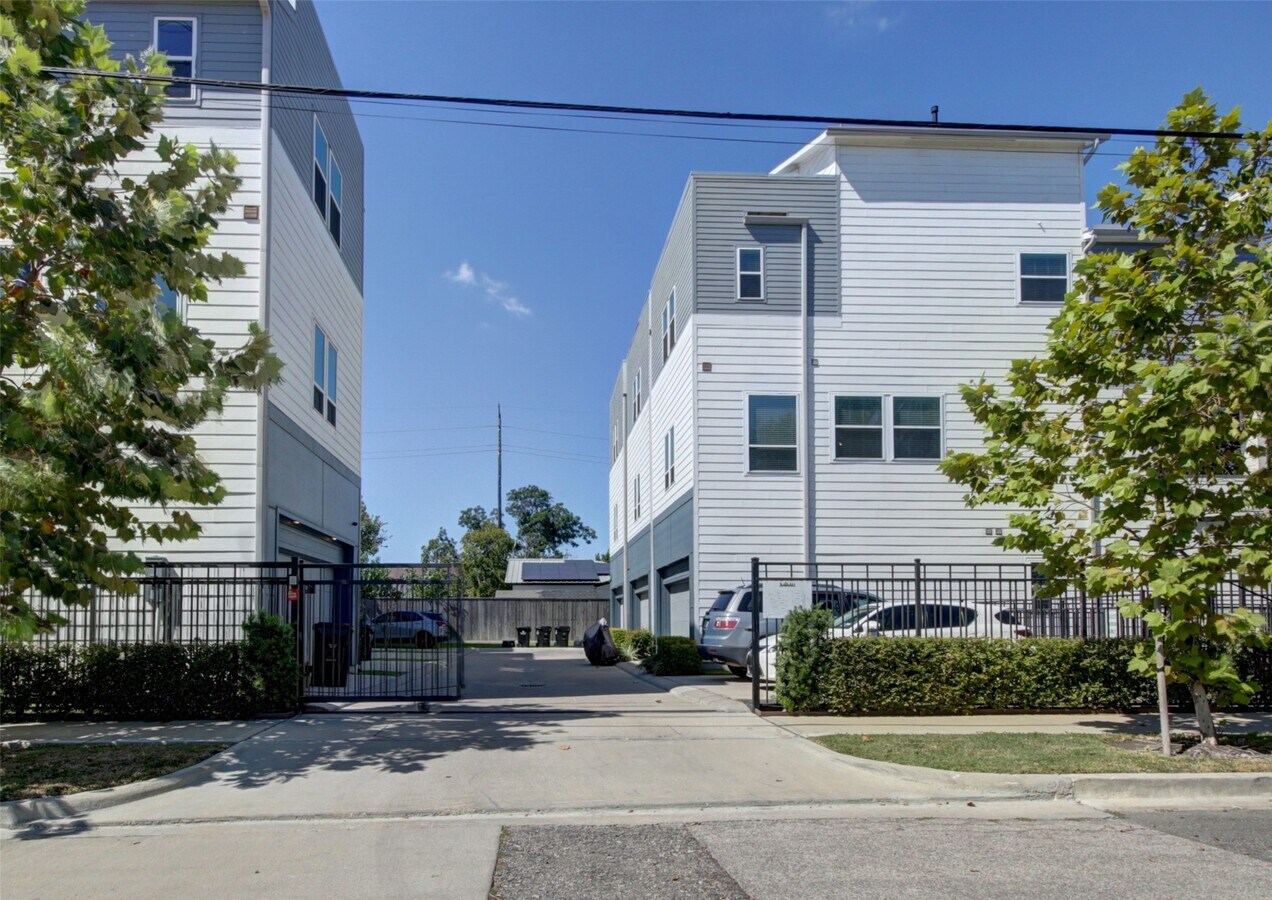 Photo - 1909 Maury St