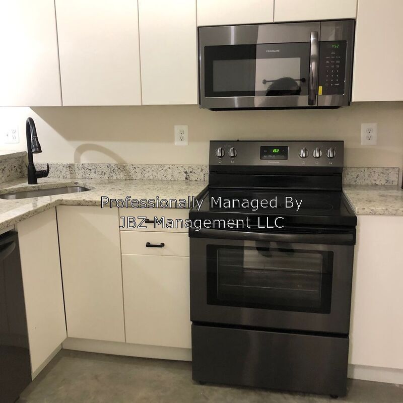 Photo - 124 E Trenton St