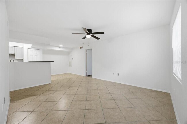 Photo - 3032 Parkway Blvd Unit 207