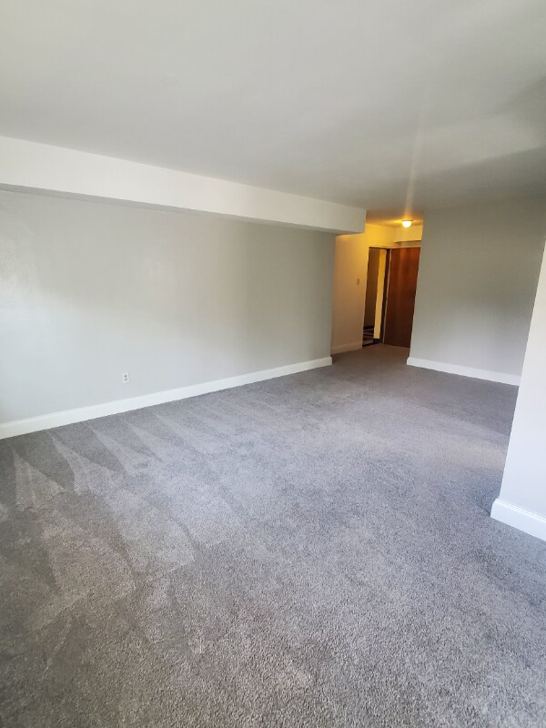 Photo - 1 Glen Elm Dr Unit 1