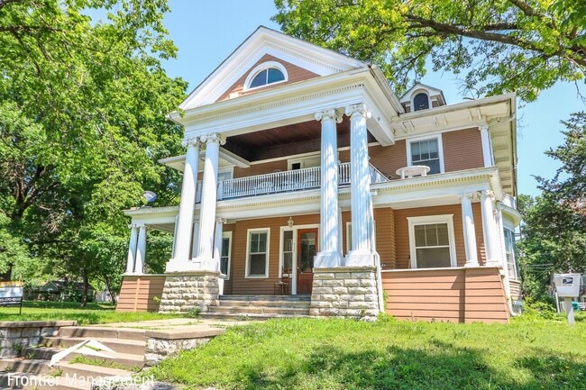 Building Photo - 928 Leavenworth St Unit 8