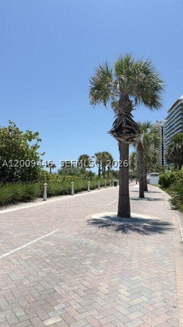 Photo - 5875 Collins Ave Unit 708